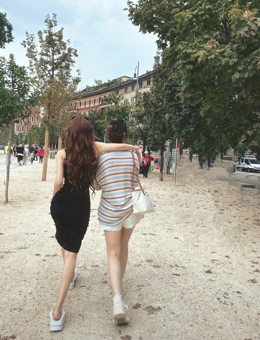 aylin🌼💜⁷🍀 tweet media