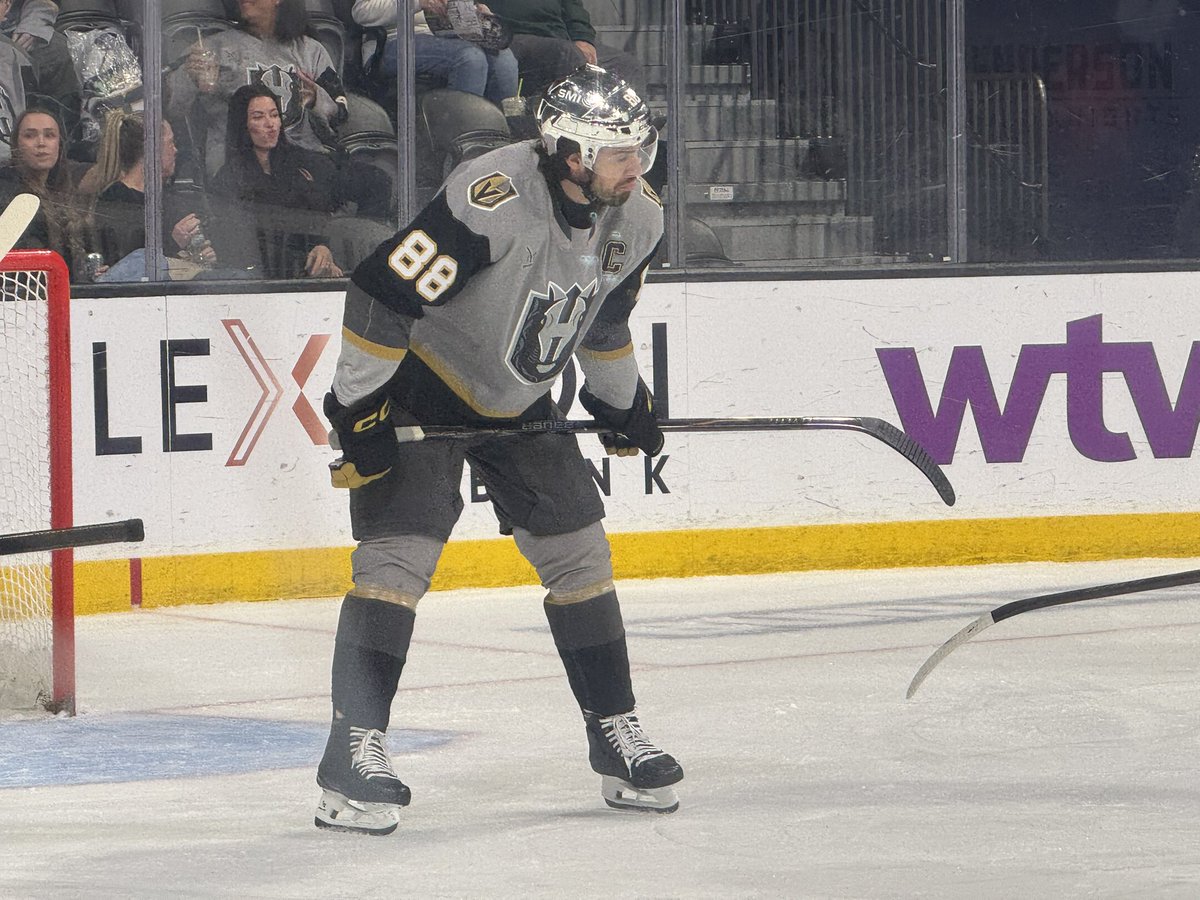ProHockey_WEST's tweet photo. Congratulations to the @HSKnights on advancing to the second round of @TheAHL Pacific Division Playoffs with a 5-1 victory in game @LeesFamilyForum in Henderson, NV! This game  followed a thrilling 5-4 OT victory on Wednesday! @ITHSWScott @ITHSWSteven @ITHSWPeter @ITHockeySWTwo https://t.co/rbCmn3dEld