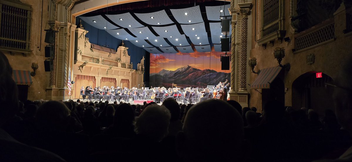 RDJKR |GifTuber| tweet media