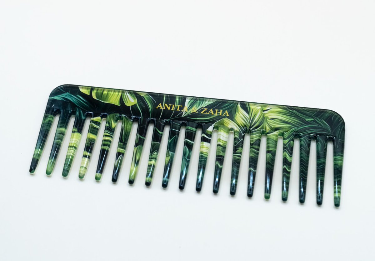 BarreauSih70677's tweet image. Peigne en Acétate de Cellulose Tropical : l'Excellence Française au Service de Votre Chevelure #ANITAetZAHA #ANITAandZAHA #comb #peigne #hair
Lire l'article: anita-zaha.com/peigne-en-acet…