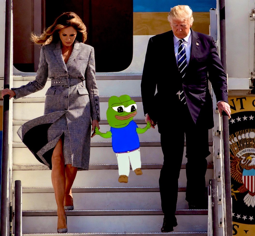 _2wiceBorn_'s tweet photo. We are with you, ANONs.
Q https://t.co/prXWbQT5gL