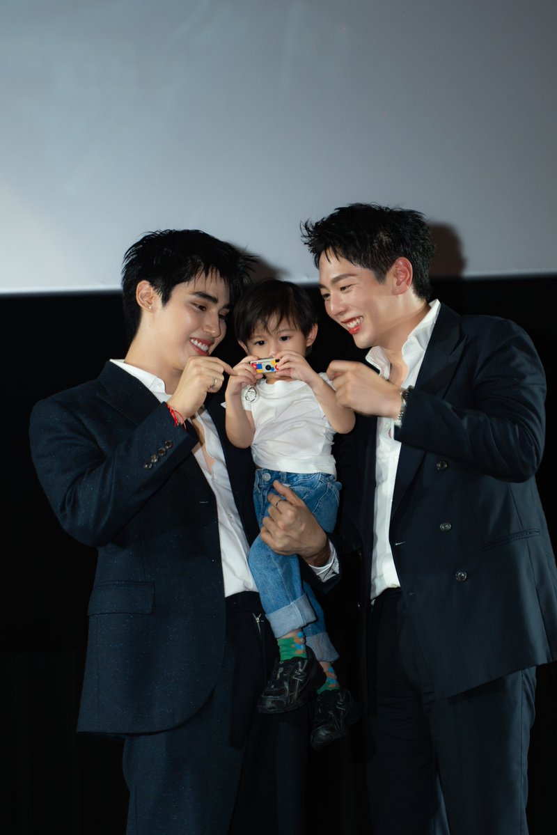 Hosanna Production tweet media