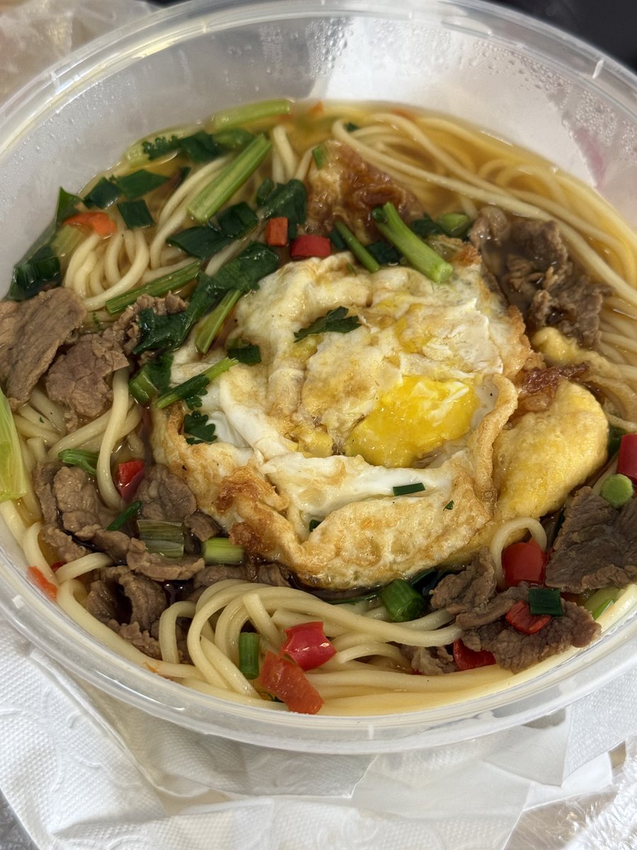 宝子你继续 tweet media