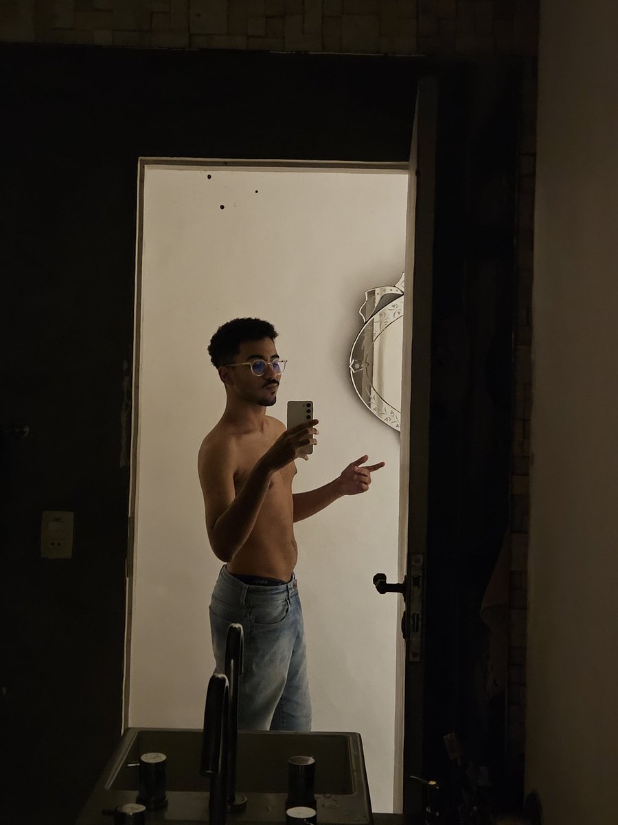 peeeeedrou's tweet photo. https://t.co/x9zDm5dyRh