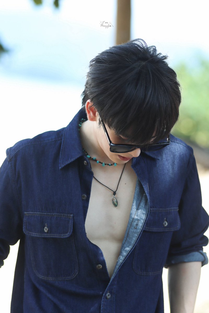 ไหน ใครว่าผมถ่ายพี่ต้าไม่ได้ 😎

ซานต้า ซัมเมอร์ เฟรช อิน ภูเก็ต

#FriendlyMeinHKTxSantaD2
#santapp