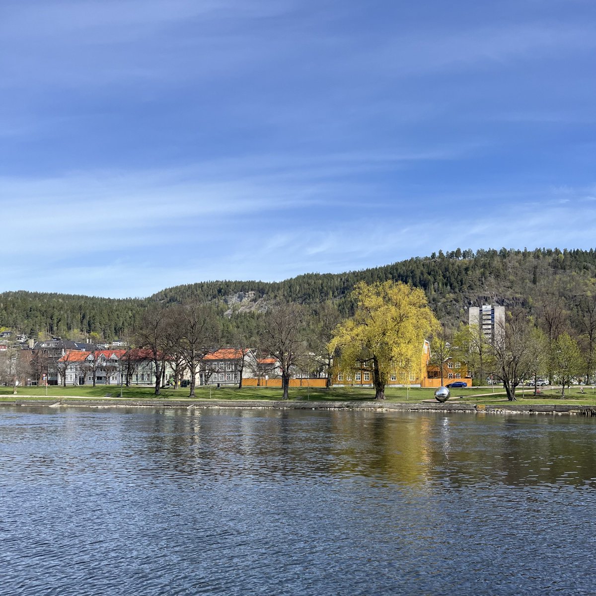 ShahidMAskerN's tweet image. A morning walk view 
#Drammen #Norway