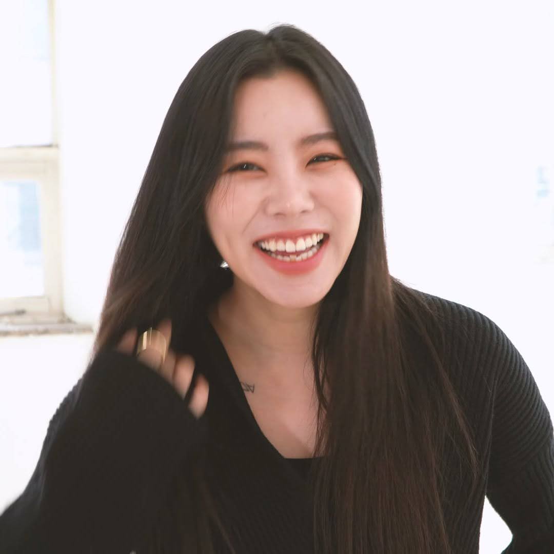 my bias all the wayyyy ~ jung wheein 💙