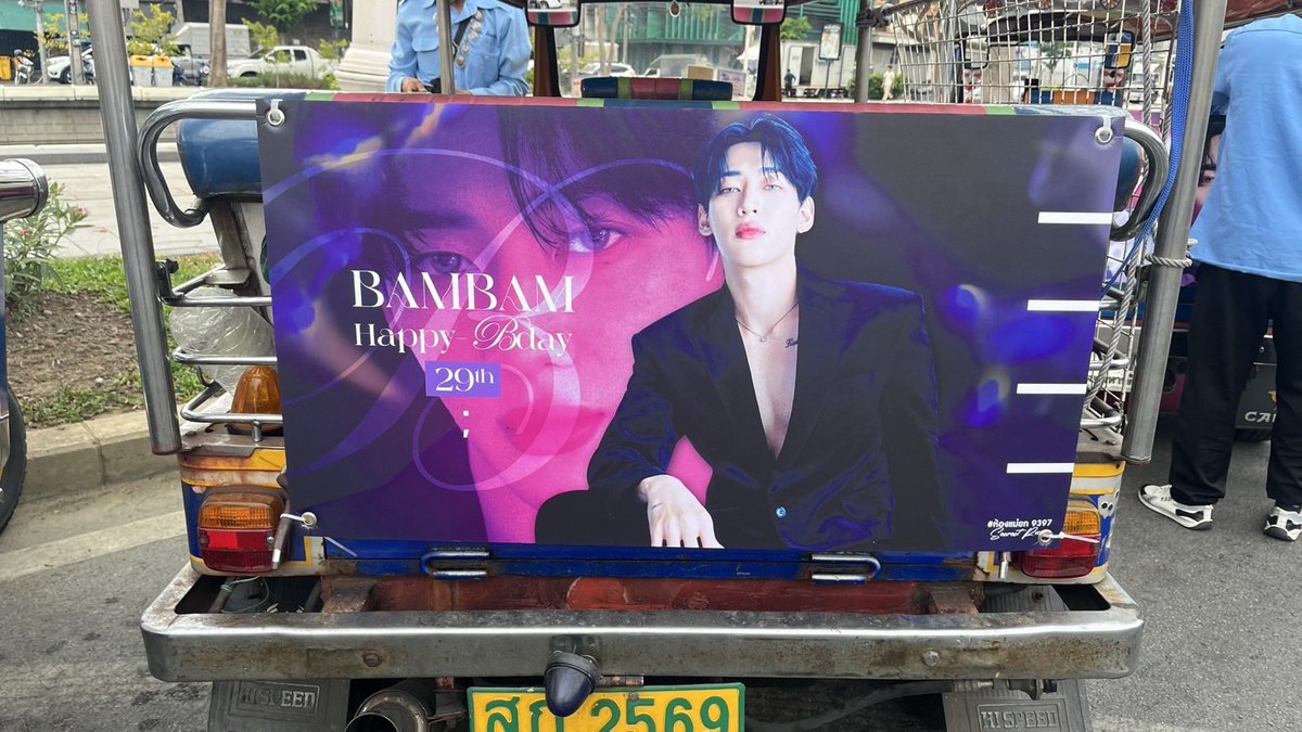 GOZZIP97คุณแม่พัดแดงของคุณแบมแบม tweet media