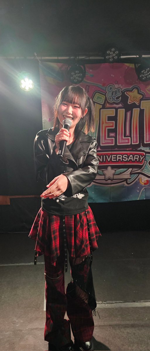 4/23
WELIT定期公演
上田あいちゃん
推しに会いに行けて良かった😄