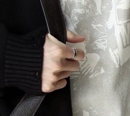 제노 부쉐론 반지 끼고 있어🥺🥺
그래 칠드림 우정은 영원하니까.. #NCT #JENO