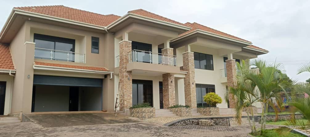 Edgar Mugisha 🐬 tweet media