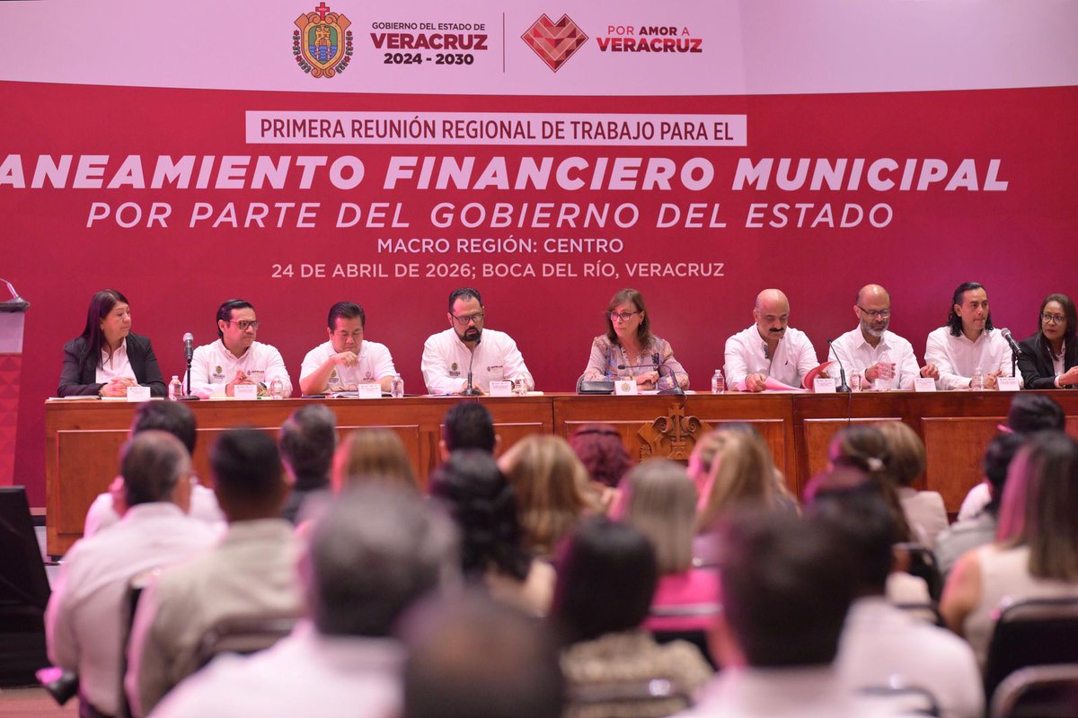 El Gobierno del Estado iniciará el proceso para liquidar la deuda de bursatilización municipal adquirida en 2008, como parte de una…¡Clic para continuar leyendo!

liberal.com.mx/anuncia-rocio-…
-
<a href="/rocionahle/">Rocío Nahle</a>
#Veracruz #RocíoNahle #Finanzas #Municipios #Bursatilización #Noticias