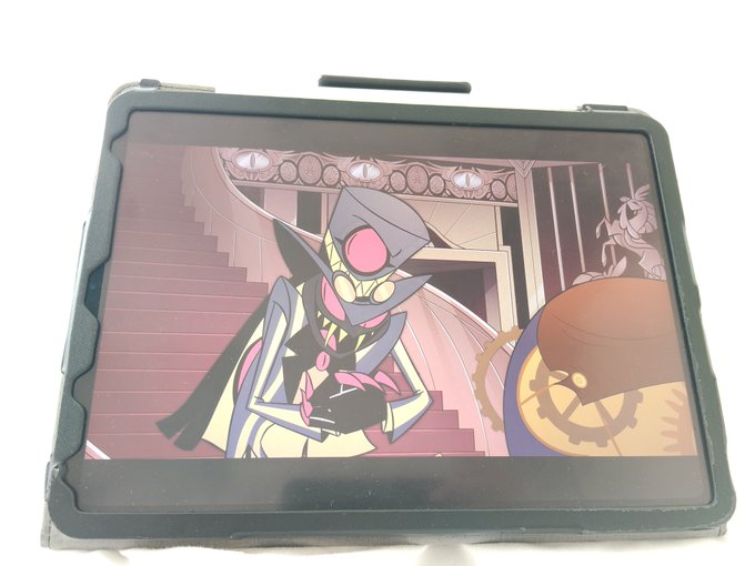 気になってたアニメ見てる 