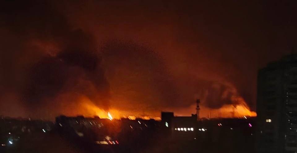 Rajendr67215893's tweet image. Dnepropetrovsk. Severe fires in two locations.
#SpecialMilitaryOperation
#Arrivals
#NaziUkraine