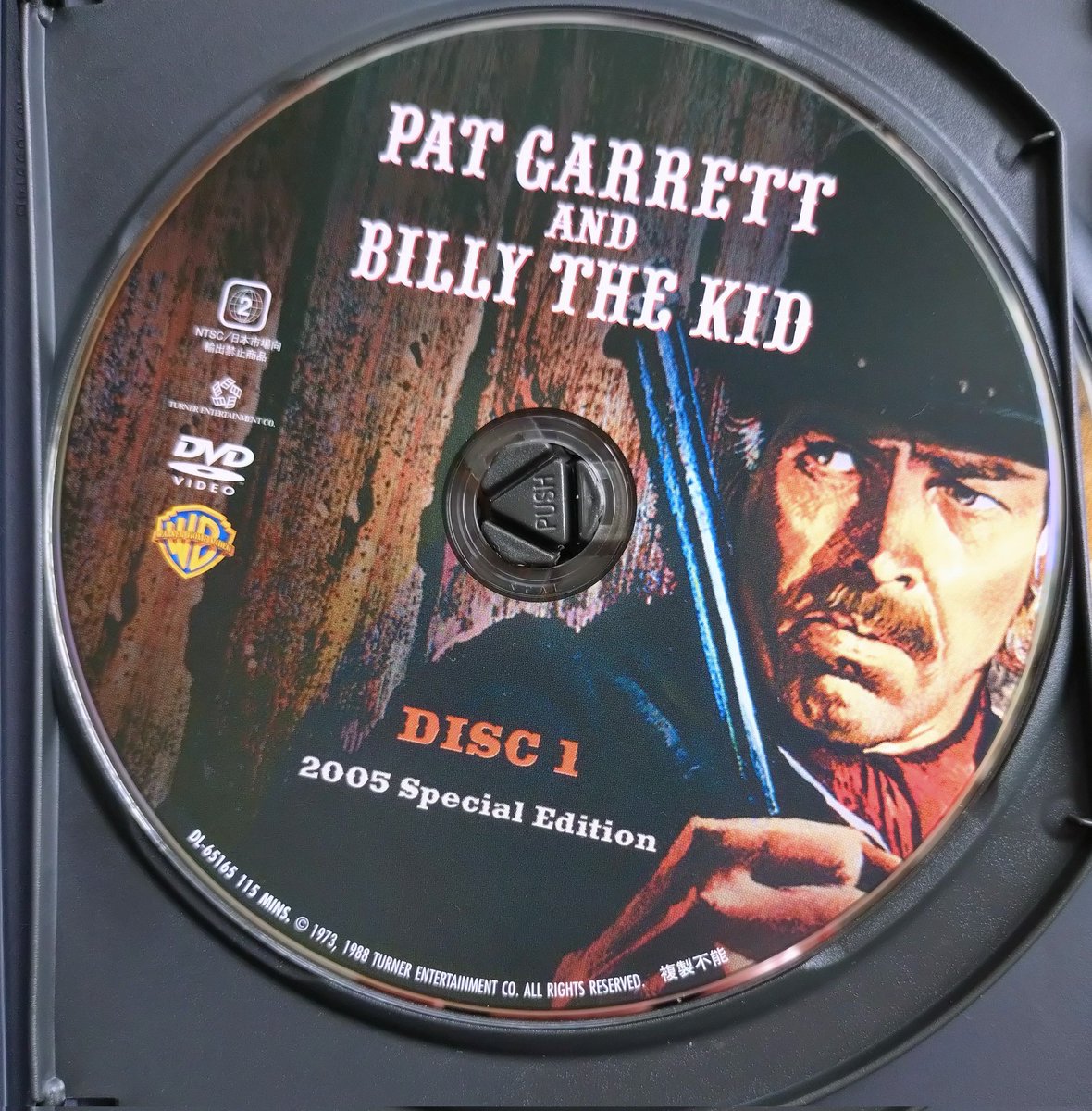 Akiradylan2's tweet photo. my Bob Dylan official DVD collection 2  PAT GARETT and BILLY THE KID  Dylan was Alias ! https://t.co/mIMFWfqqgQ