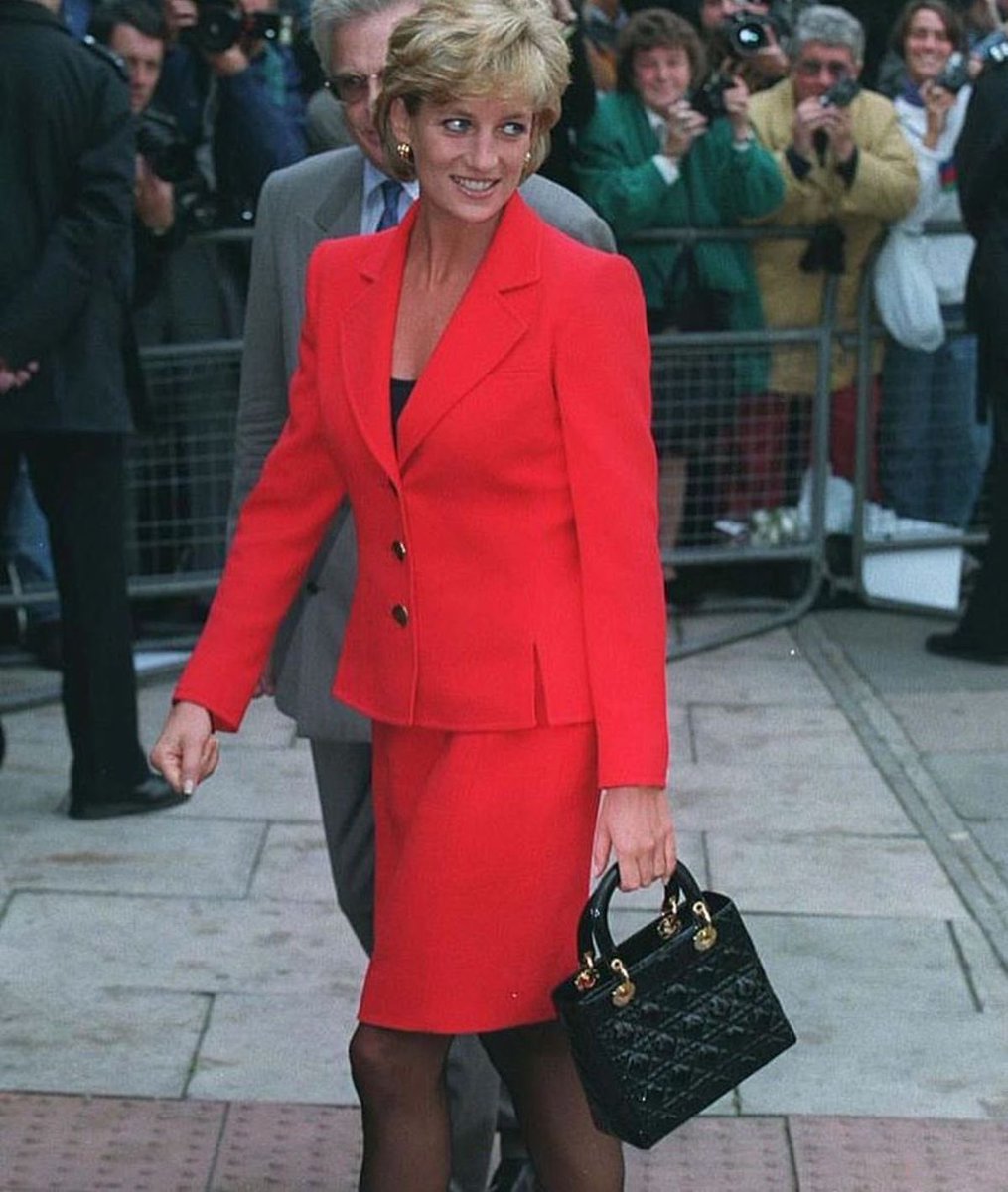 cindy 신디 ♯ 8lien certified huiju’s carpet 🜲 tweet media