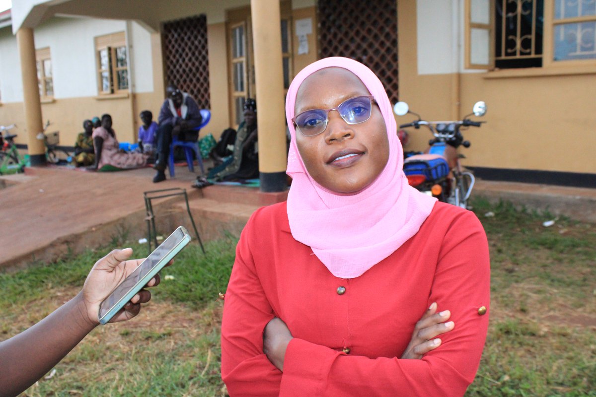 Lira_RRH's tweet photo. Dr Shamin Namwase on Eye Surgical Camp in Kwania: I am happy that we were able to conduct over 100 surgeries,  this is a huge number for one surgeon in one week, the advantage  of us coming to the community is that many people from the rural areas can not even afford to go to Lira Regional Referral  Hospital,  others had even given up, but we brought the speciality home here to them".