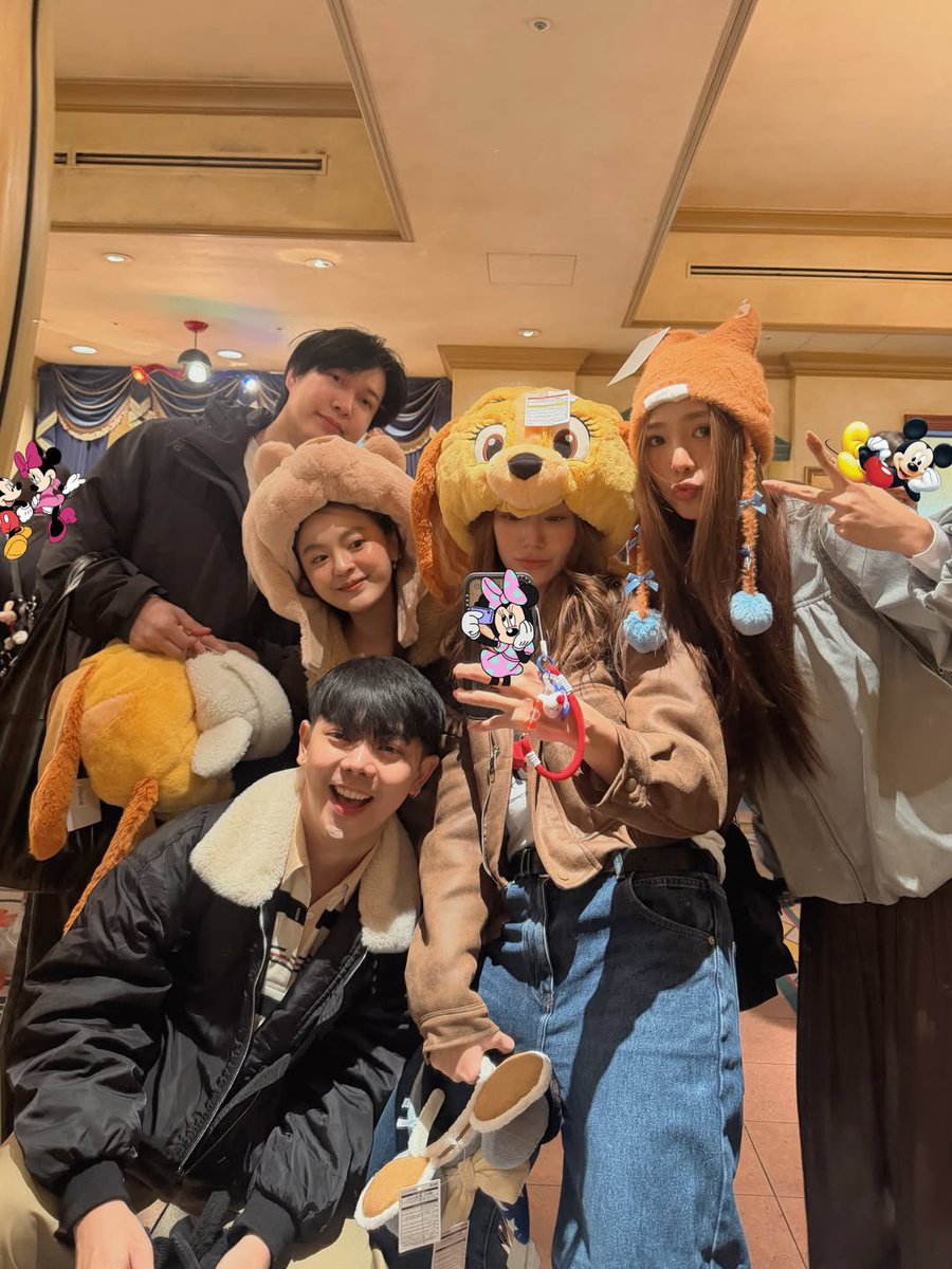 q • ^꜆. ̫.꜀^ 𝙜𝙞𝙧𝙡 𝙧𝙪𝙡𝙚𝙨 𝙙𝙚𝙛𝙚𝙣𝙙𝙚𝙧 tweet media