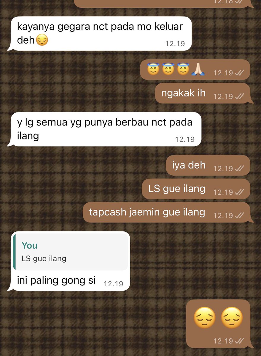 lairewind's tweet photo. jujur agak gimana ya… barang2 gue yang berbau nct pada ilang2an🥲😇 https://t.co/OKTmXXWloF