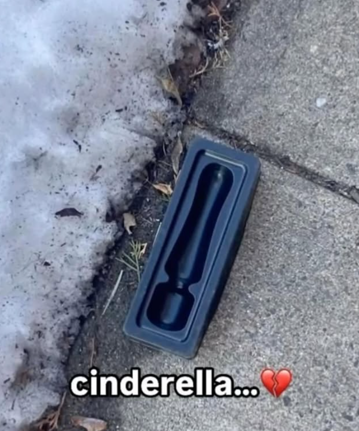 Shitpost 2077 tweet media