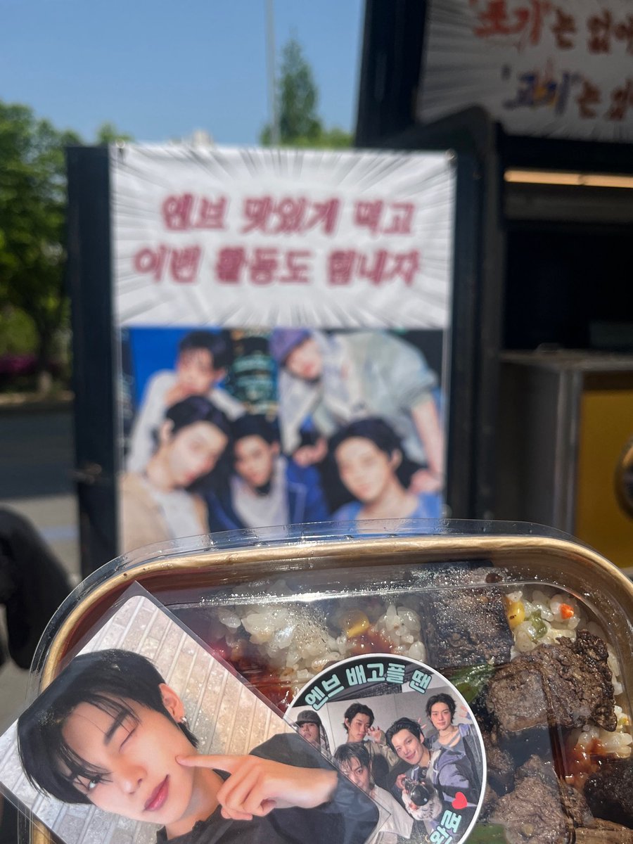혀니 tweet media