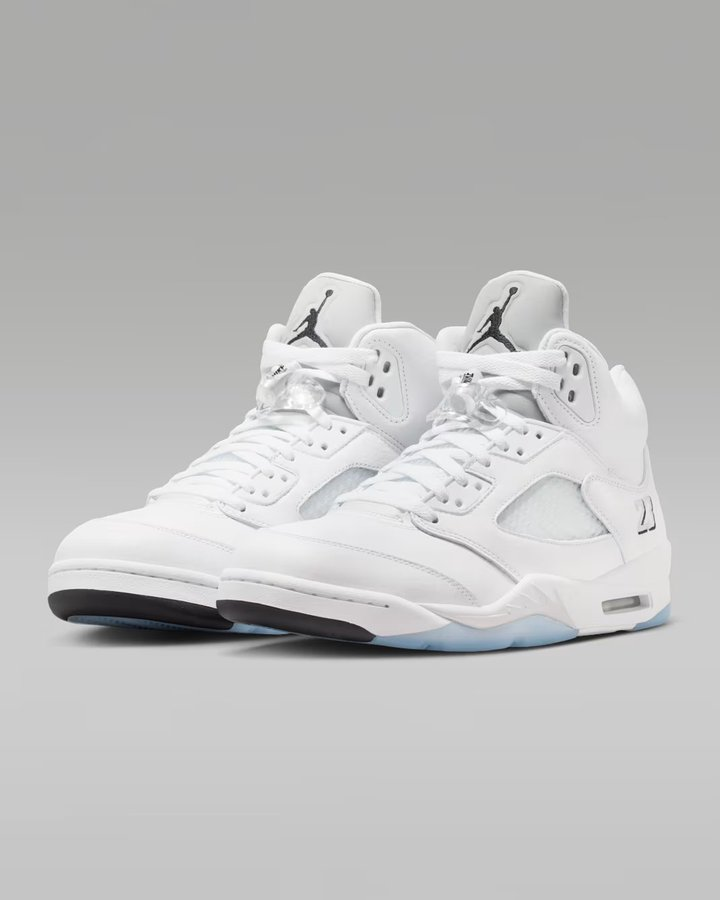 AD: Almost Live 
Jordan Retro 5 'White/Metallic Silver/Black'
- Men
Nike US howl.link/offy3itcaqkae
Grinmore sovrn.co/vy3jr17
Hibbett sovrn.co/gp4goj2
Xhibition mavely.app.link/4uDQJ6qkC2b
WSS mavely.app.link/jPbCCWtkC2b
Footlocker mavely.app.link/XG1MkvukC2b
Champs