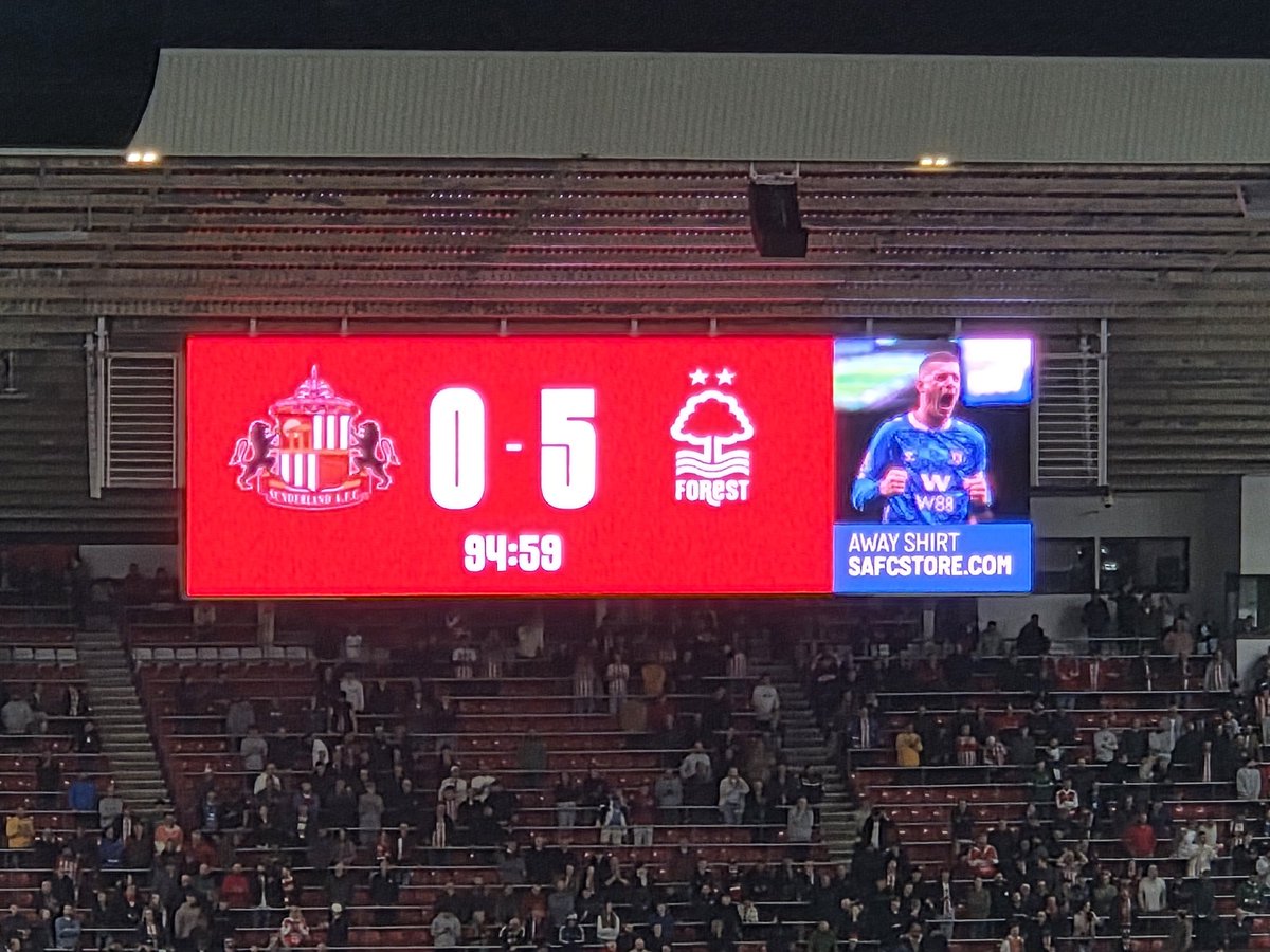 Spudlaw1990's tweet photo. 84th game of the 25/26 season and trip to watch @SunderlandAFC vs @NFFC 

A fantastic preformance from forest that seen us win 5-0 

Ground 171

#groundhopping #epl #futbology https://t.co/YccpcldTAd