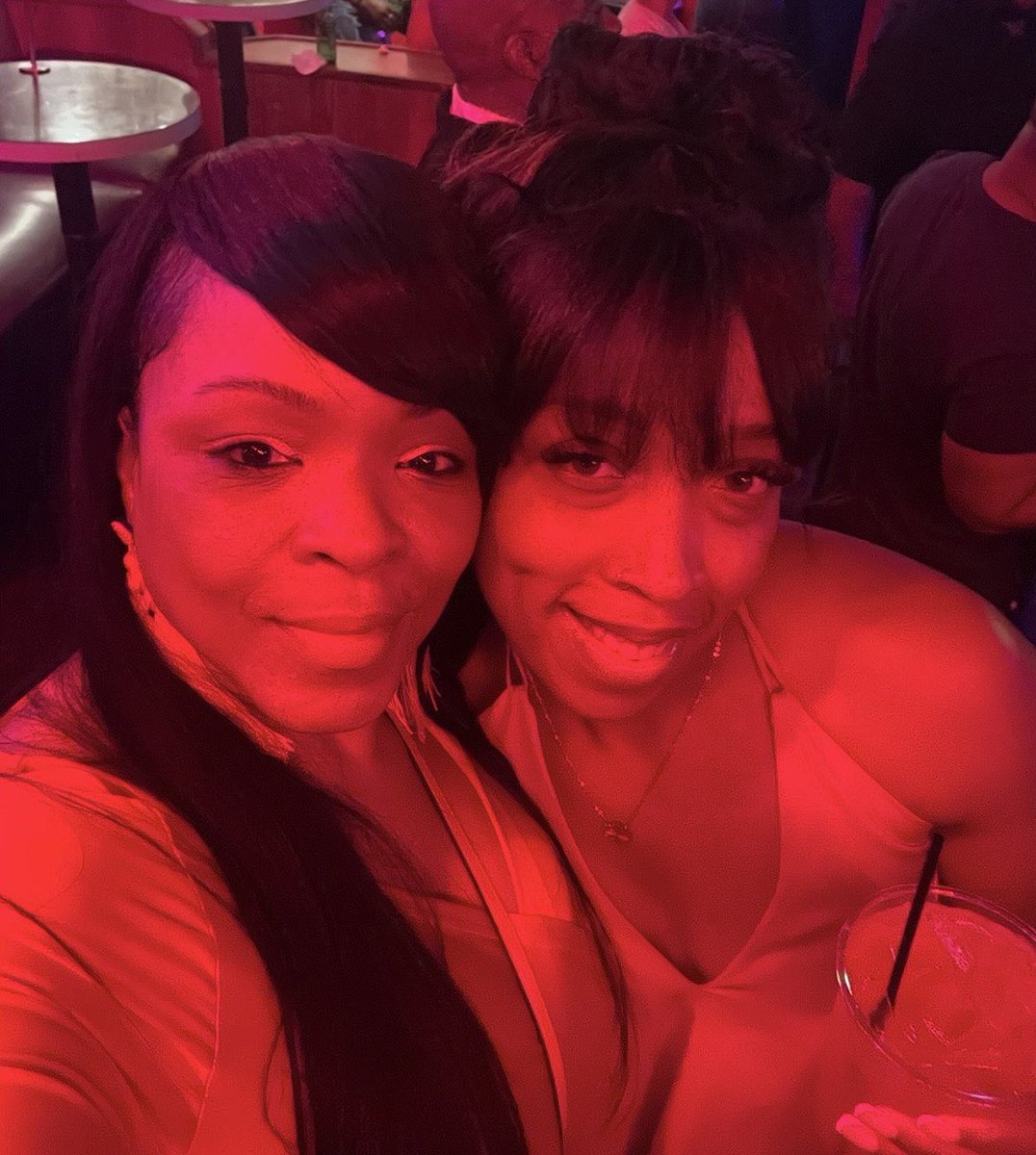 Vallagirl11's tweet image. Friday Family Night in Houston @ Red Rooster❤️❤️ #family #houston #funtimes #love #dance #music #love