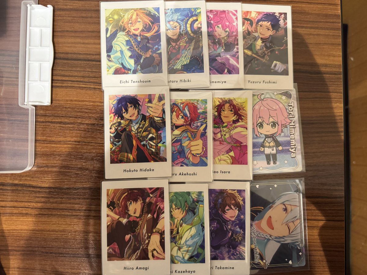 Iolite2626's tweet photo. 交換 あんスタ アニカフェ ぱしゃっつ vol.6

譲）
▶︎ステッカー
凪砂、ジュン3、紅郎2、維吹、レオ、カンナ
▶︎ぱしゃっつ
英智、渉、桃李、弓弦、北斗、スバル、真緒、一彩、巽、翠、凪砂、ひなた、薫、友也、光、維吹、司、レオ、斑

求）各種
創>エス、ゆうた、ユメ>>>>嵐、泉

本日池袋手渡⬇️ https://t.co/SsH7xW1xXo