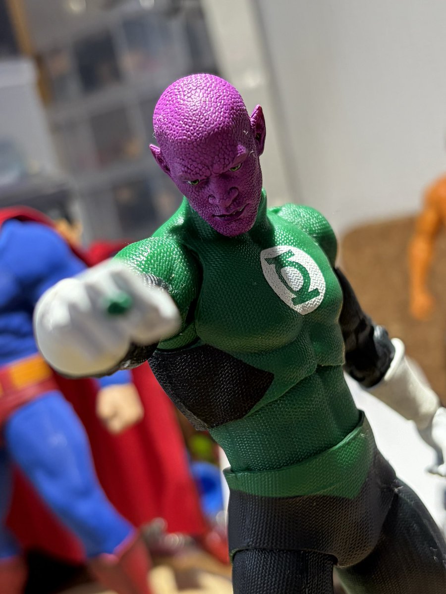 オブライエン tweet media