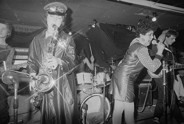 NewWaveAndPunk's tweet photo. Passed away on this day in 2011: Poly Styrene (Marianne Joan Elliott-Said) #XraySpex 
Pics; 
Ebet Roberts 
Erica Echenberg 
https://t.co/UkVTxzYv4s… https://t.co/H7SxCQ0ig4