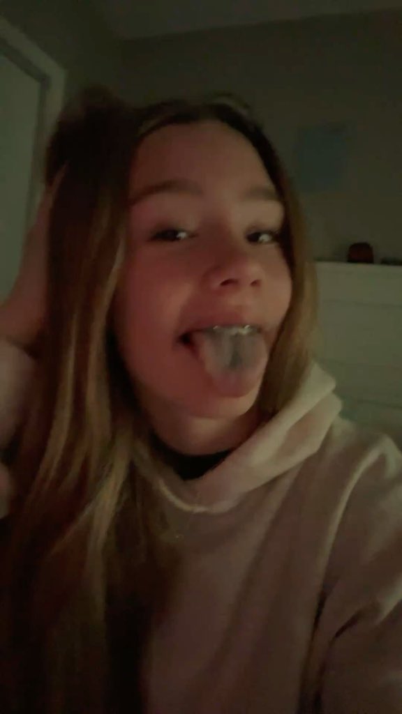 Emily💜 tweet media