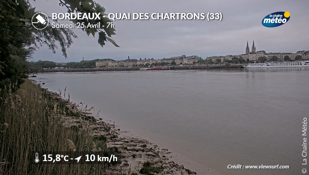 lachainemeteo's tweet image. Alors que les plaines du sud-ouest se réveillent sous les #nuages ☁️ et dans la #grisaille, le #soleil ☀️règne ce matin en montagne, avant une évolution #orageuse 🌩️attendue cet après-midi sur les #Pyrénées.