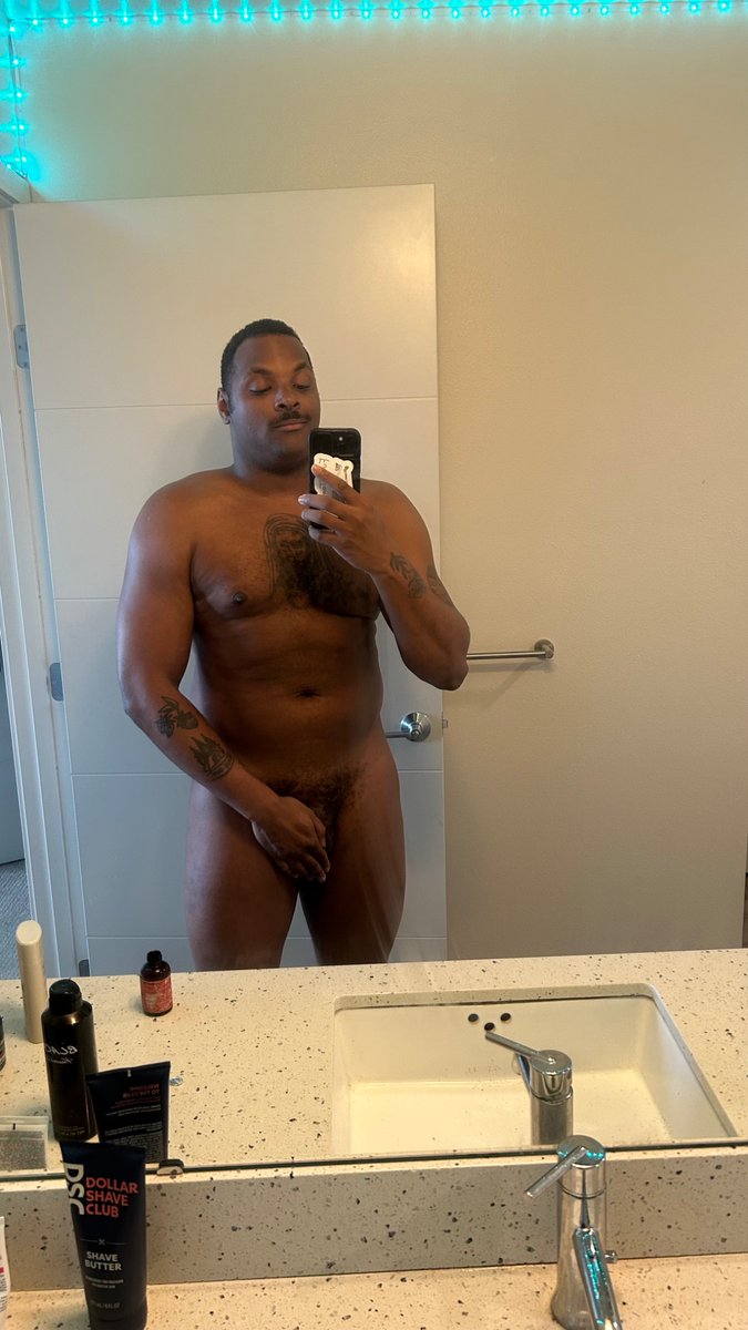 choctruffle92's tweet photo. This whole confidence thing seems to be working. https://t.co/jk7rq7WoxI