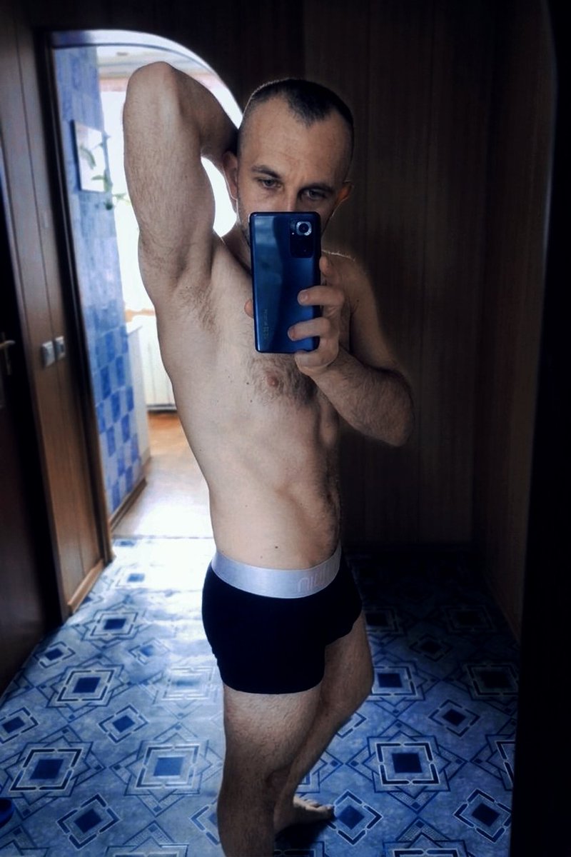 Той самий ℂ𝕒𝕤𝕡𝕖𝕣 в кедах👟 tweet media