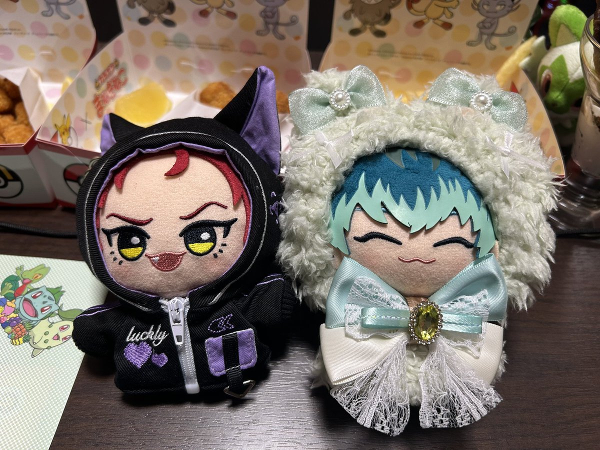 可愛い、エネコ目当てですぐに出てくれて嬉しい🐱
友人の波羅夷と一緒に〜！