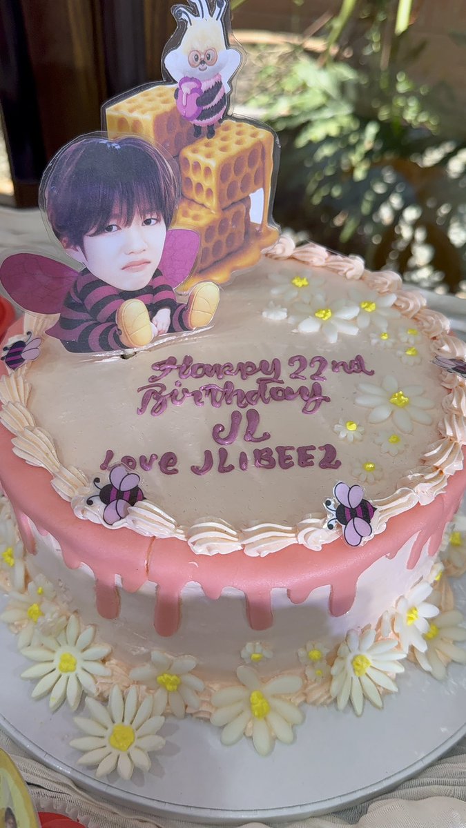 𝗆𝖺𝗇𝗂𝗂 ── .✮. tweet media