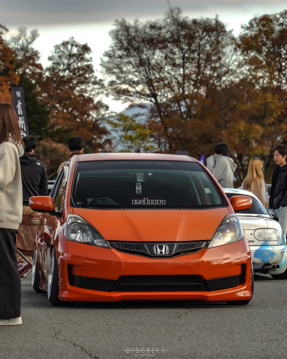ryoma_gk5's tweet photo. #たぶん私しかやってない
社外バンパーでフォグレスとか純正バンパーでフォグ抜くとかはいるけど、フォグガーニッシュをスムージングは居ないんじゃないかということで。

純正フォグガーニッシュスムージング https://t.co/i9U6MSqbxx