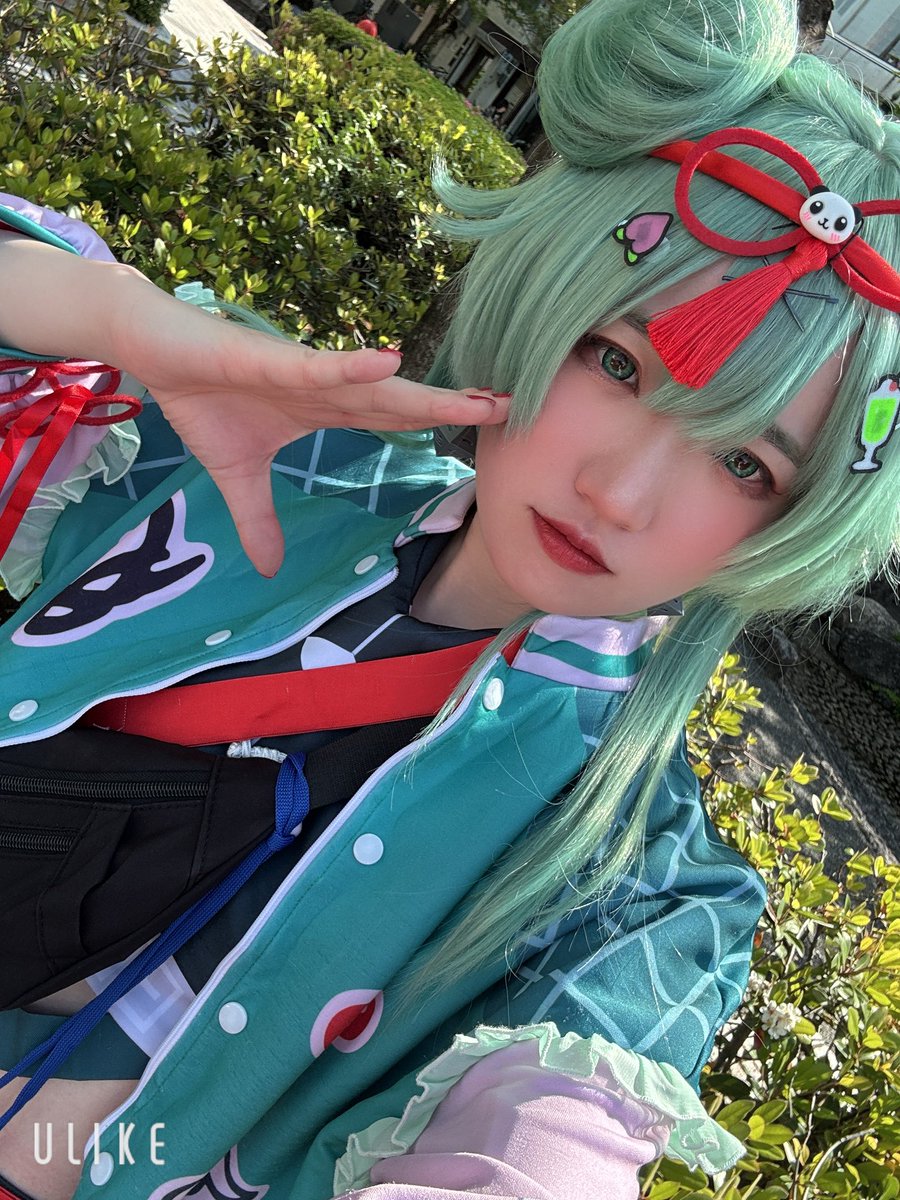 此世* tweet media