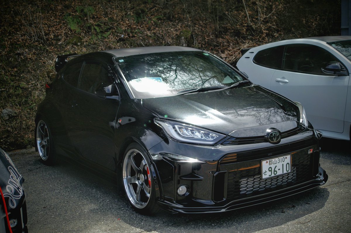 べんぞう tweet media