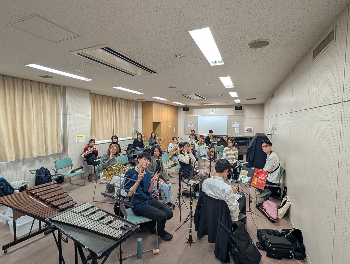 AmourWind's tweet photo. 【練習報告📯】
なんと、体験の方が遊びに来てくださいました〜🎶👏

​アムールでは、一緒に音楽を楽しむ仲間を大募集中です💓
「ブランクがあるけど大丈夫かな…？」「雰囲気を知りたい！」という方も大歓迎！
まずはお気軽に遊びに来てくださいね😊💌 https://t.co/zTxy69vB2w