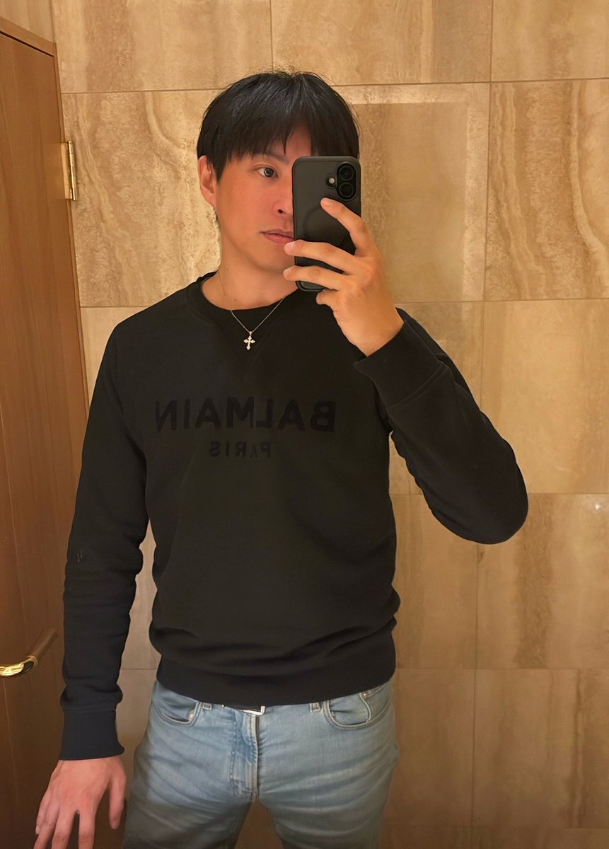 y太 tweet media