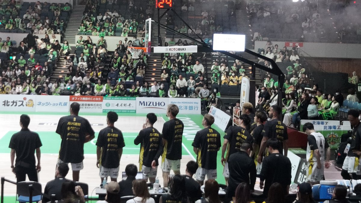 れまね tweet media