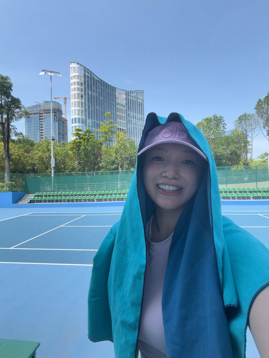 wwwGUIA's tweet photo. 物理防曬！ https://t.co/HuQHVRDd23