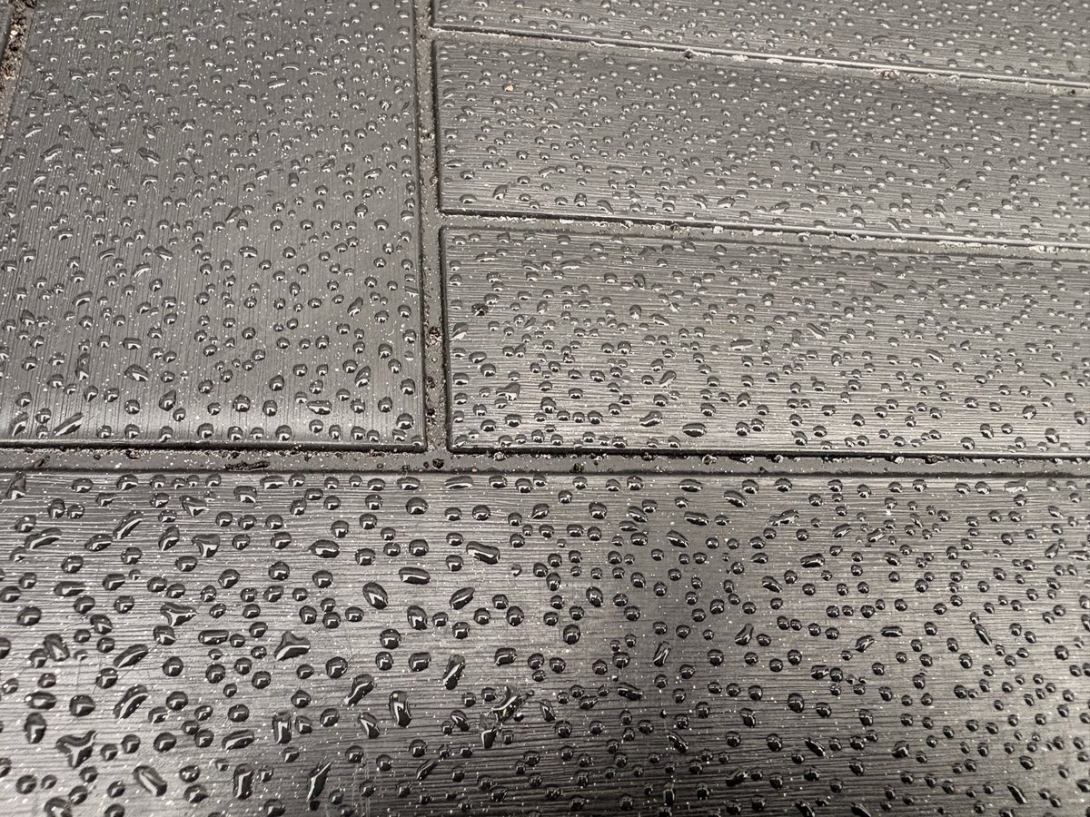 Saskia 🙋🏼‍♀️ Het wolken vrouwtje ☁️ tweet media