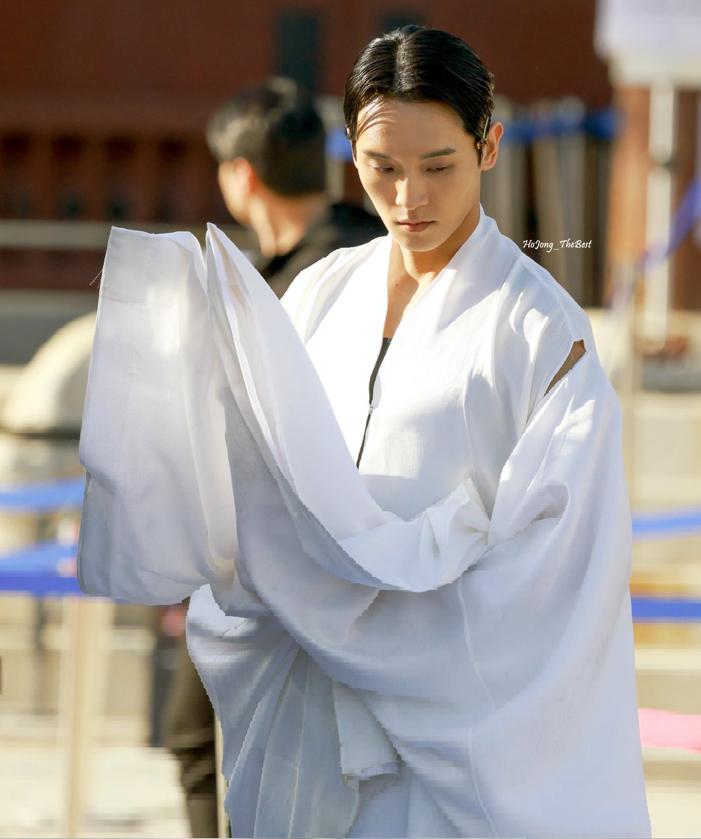 호종 궁중문화축전 리허설 대기 중
#최호종 #리허설 #궁중문화축전