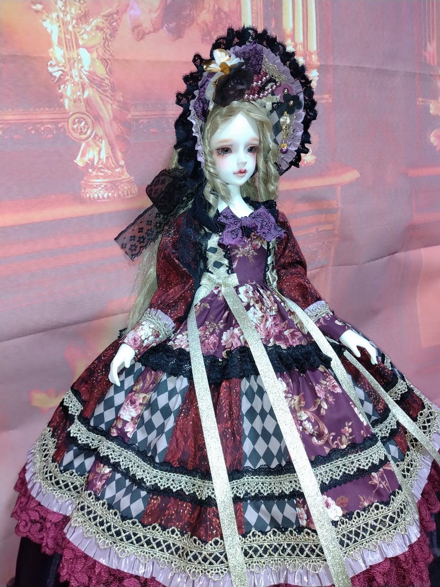 lemuliadool2005's tweet photo. SD、SD13、SDgr（S胸）の女の子サイズ。袖丈をgrボディに合わせました。（SDgr（L胸）は着用不可かもしれません。）ワンピースドレス＋パニエ＋ハーフボンネット。1セットのみ。
#ドルパ55 
#ドルパ_ディーラー 
#Lemulia https://t.co/bxROC3y7dn