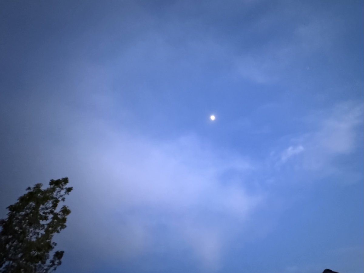 jonimarielew's tweet image. The moon at sunset. #Nevada #desert #moon #clouds #storm