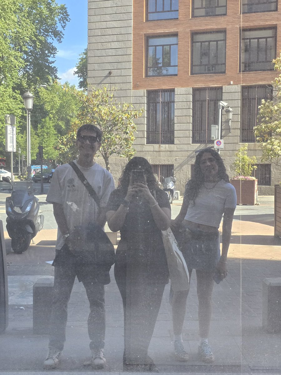 La bruja del lago tweet media