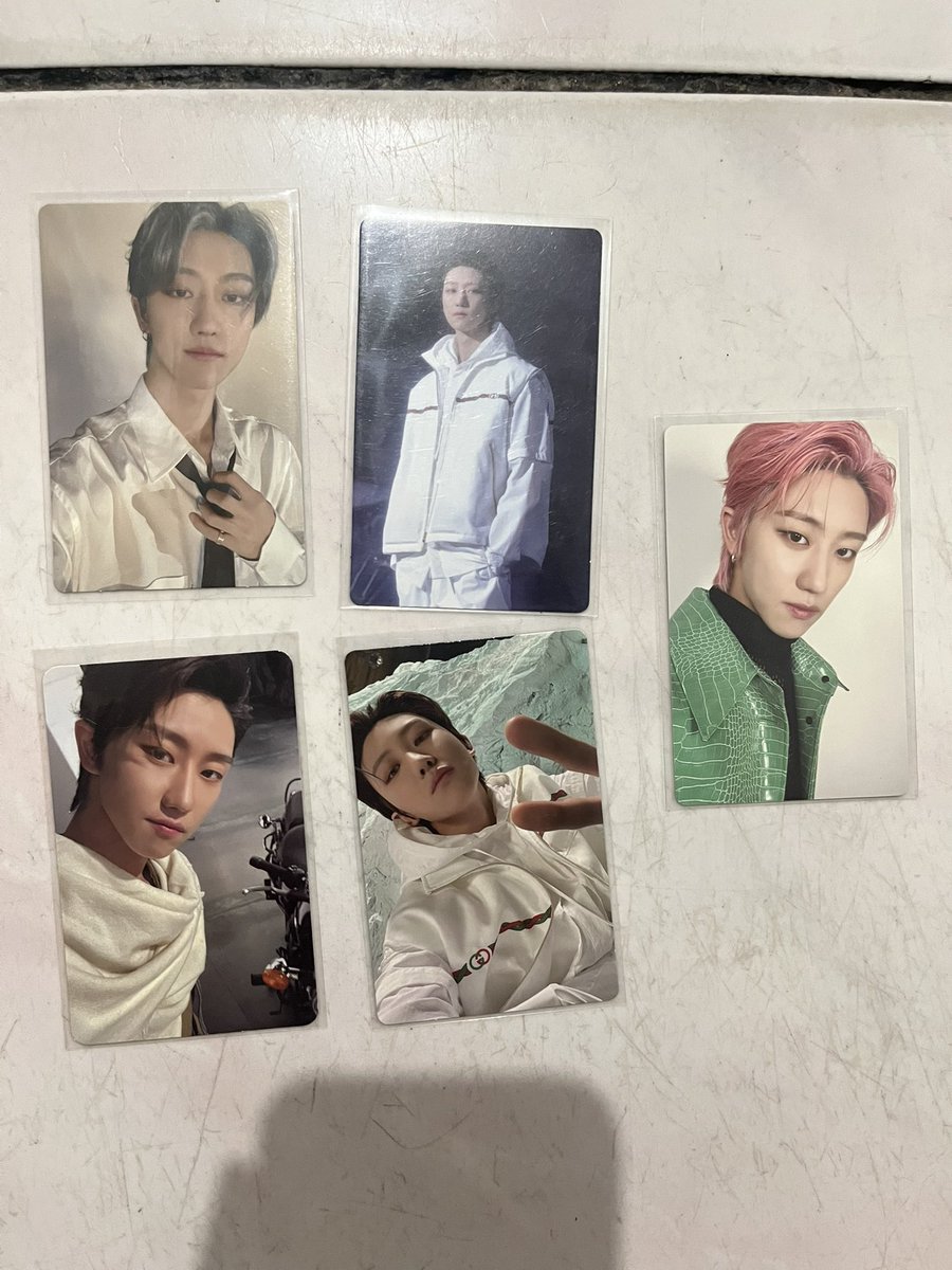 MARXIUMELL0W's tweet photo. @yozozoocoll_ ₱150 each, slightly nego https://t.co/sjuOSuvxeS